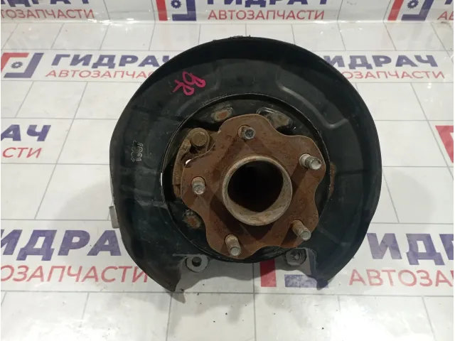 Кулак поворотный задний правый Nissan Teana (J32) 43018-JN00A
