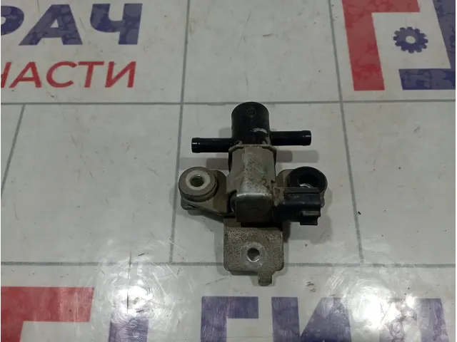 Клапан вентиляции картерных газов Nissan Teana (J32) 14930-JA10A