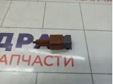 Датчик включения стопсигнала Nissan Teana (J32) 25320-JN00A