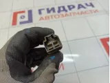 Датчик включения стопсигнала Nissan Teana (J32) 25320-JN00A