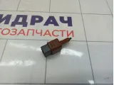 Датчик включения стопсигнала Nissan Teana (J32) 25320-JN00A