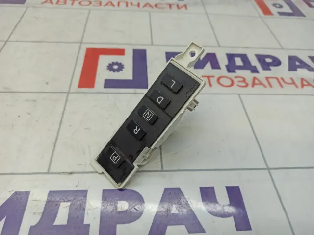 Индикатор выбора передач Nissan Teana (J32) 13719-B03000