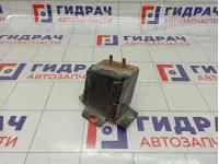 Кронштейн усилителя заднего бампера левый Nissan Teana (J32) 85211-9Y000