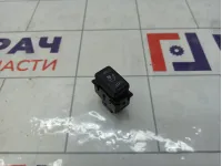 Кнопка многофункциональная (вентиляции сиденья) правая Nissan Teana 25170JN00A