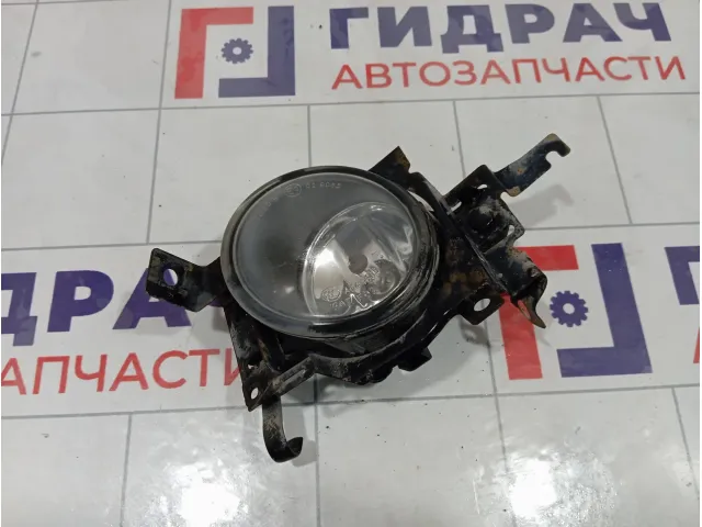 Фара противотуманная левая Nissan Teana 261558990A