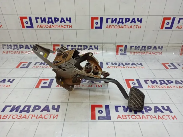 Педаль тормоза Nissan Teana 46501JN00B