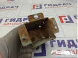 Кронштейн усилителя заднего бампера левый Nissan Teana 852119Y000
