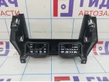 Дефлектор воздушный центральный Nissan Teana (J31) 68270-9W01A