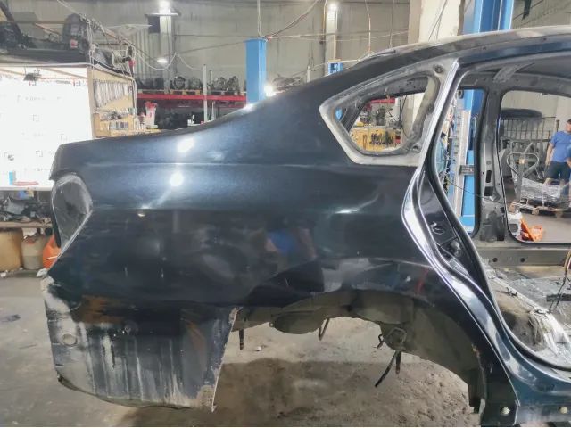 Крыло заднее правое Nissan Teana (J31)