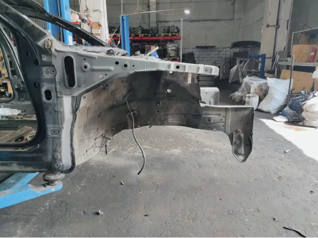Лонжерон передний правый Nissan Teana (J31)