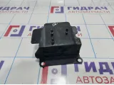 Кронштейн усилителя переднего бампера правый Nissan Teana (J31) 62210-9Y000