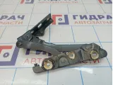 Петля крышки багажника левая Nissan Teana (J31) 84401-9Y000