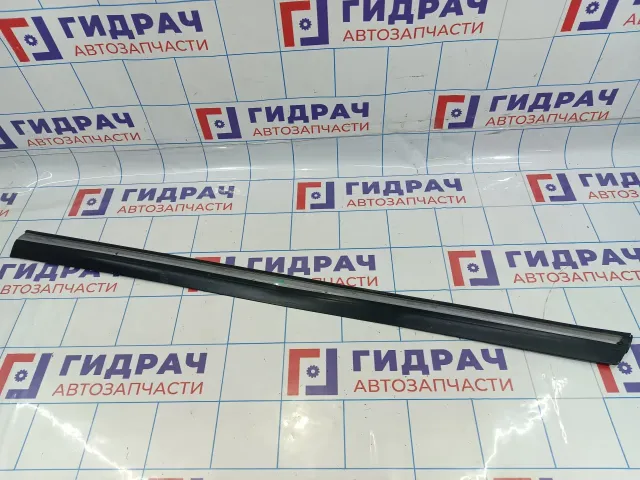 Молдинг передней правой двери Nissan Teana (J31) 80876-9Y010