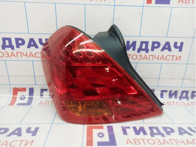 Фонарь задний левый Nissan Teana (J31) 26555-9W61C