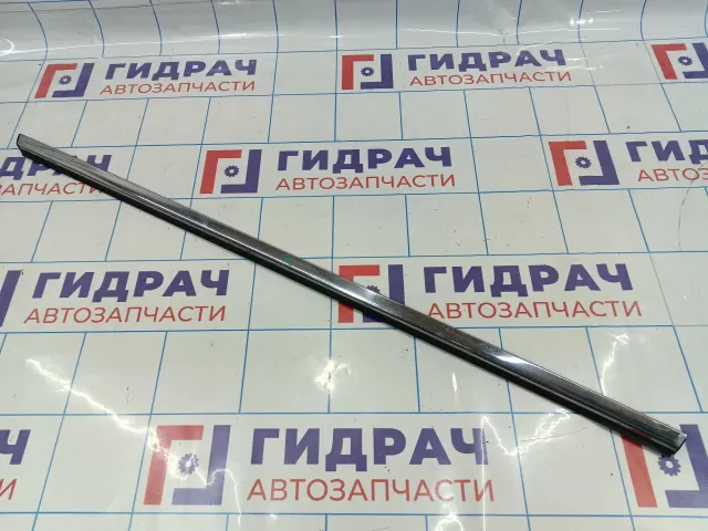 Накладка стекла заднего левого Nissan Teana (J31) 82821-9Y000