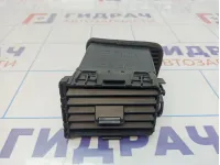 Дефлектор воздушный правый Nissan Teana (J31) 68760-9W100
