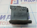 Дефлектор воздушный левый Nissan Teana (J31) 68761-9W100