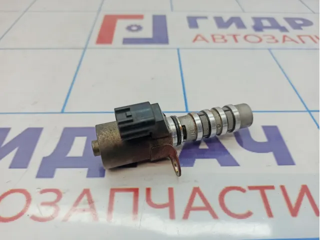 Клапан электромагнитный изменения фаз ГРМ левый Nissan Teana (J31) 23796-EA20B