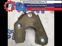 Кронштейн правой продольной тяги Nissan Terrano III 8200814830 Отличное состояние.
