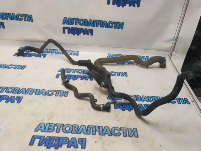 Патрубки охлаждения Nissan Terrano III 2151500Q0M Отличное состояние.