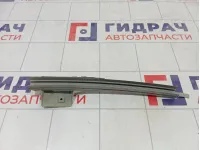 Направляющая стекла двери передней правой Nissan Terrano 802199801R