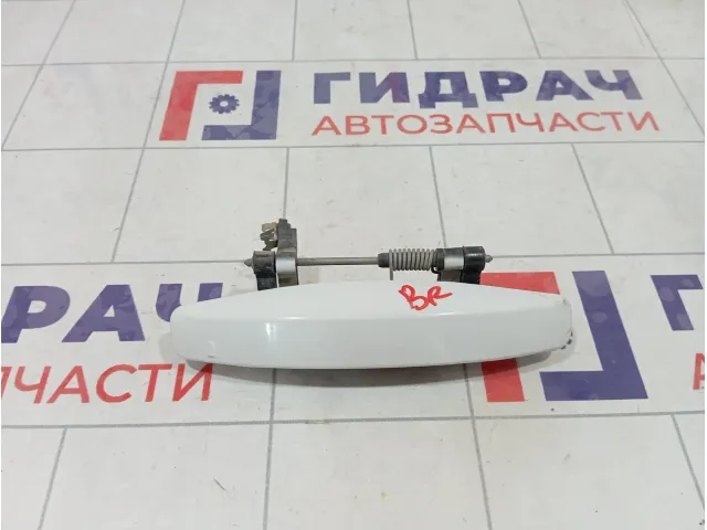 Ручка двери наружная задняя правая Nissan Terrano