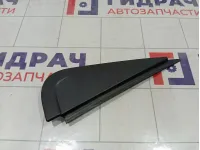 Накладка двери наружная задняя правая Nissan Terrano 822347891R