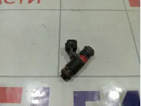 Форсунка инжекторная Nissan Terrano 166007733R