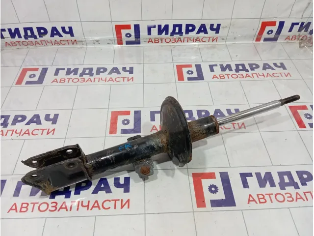 Амортизатор передний Nissan Terrano