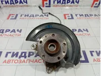 Кулак поворотный передний левый Nissan Terrano