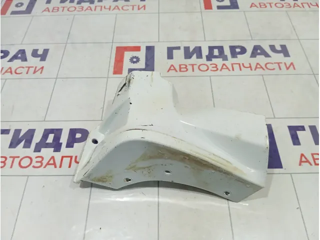 Накладка порога передняя правая Nissan Terrano 768517742R