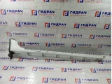 Накладка порога правая Nissan Terrano