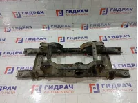 Балка задняя Nissan Terrano 554030064R