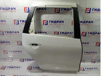 Дверь задняя правая Nissan Terrano 821120559R