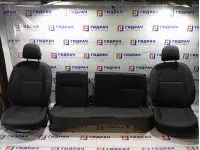 Сиденье комплект Nissan Terrano