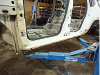 Порог со стойкой левый Nissan Terrano