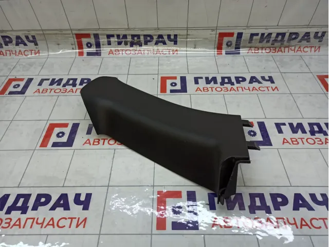 Обшивка стойки задней левой верхняя Nissan Terrano 769357957R