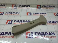 Обшивка стойки средней левой верхняя Nissan Terrano 8200732342