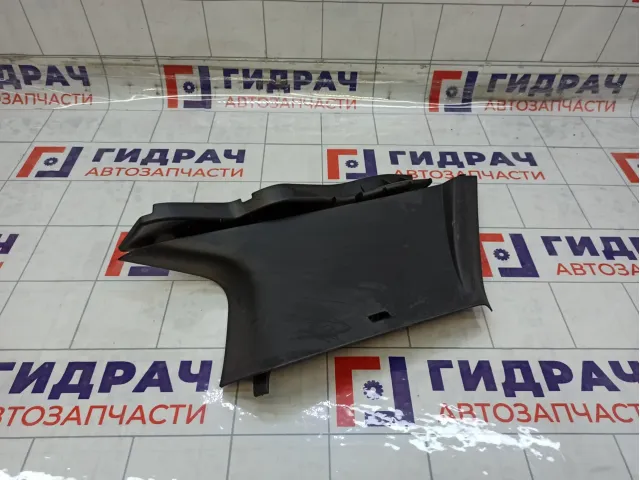 Обшивка стойки задней левой верхняя Nissan Terrano 769374983R