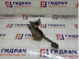 Педаль тормоза Nissan Terrano 465011105R