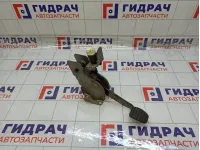 Педаль тормоза Nissan Terrano 465011105R