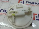Насос топливный Nissan Terrano 172021121R