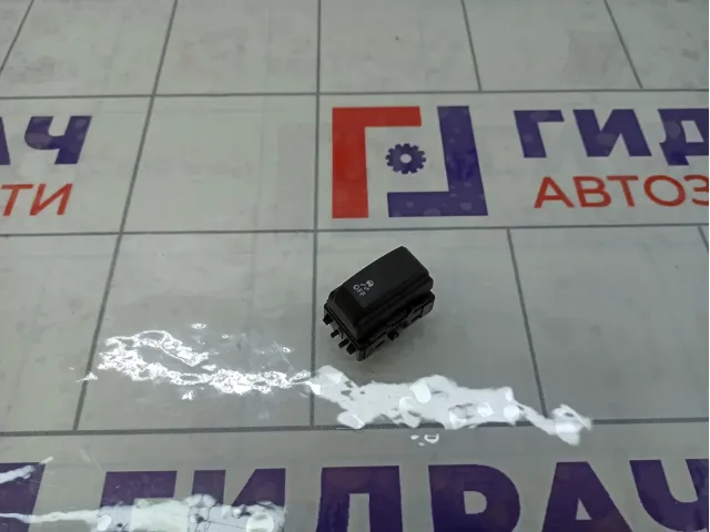 Кнопка антипробуксовочной системы Nissan Terrano 251451432R