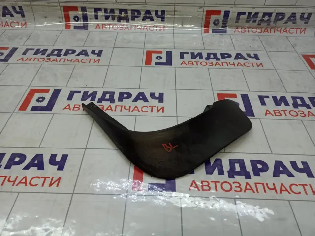 Брызговик задний левый Nissan Terrano 788139019R