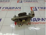 Кронштейн КПП (АКПП, МКПП) правый Nissan Terrano 112220744R