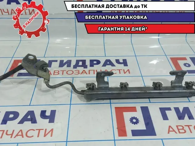 Топливная рампа Nissan Tiida 17520-ED00A.