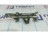 Кронштейн топливной рамны Nissan Tiida 16265-ED000.