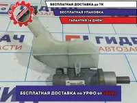 Цилиндр тормозной главный Nissan Tiida 46010-EM00A.