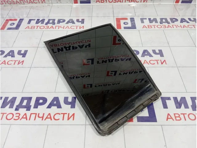 Стекло двери задней левой Nissan Tiida 82263EL000