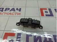 Кнопка обогрева сидений Nissan Tiida 25500AX610